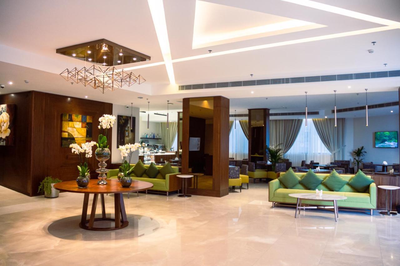 The Seven Hotel Manama Extérieur photo