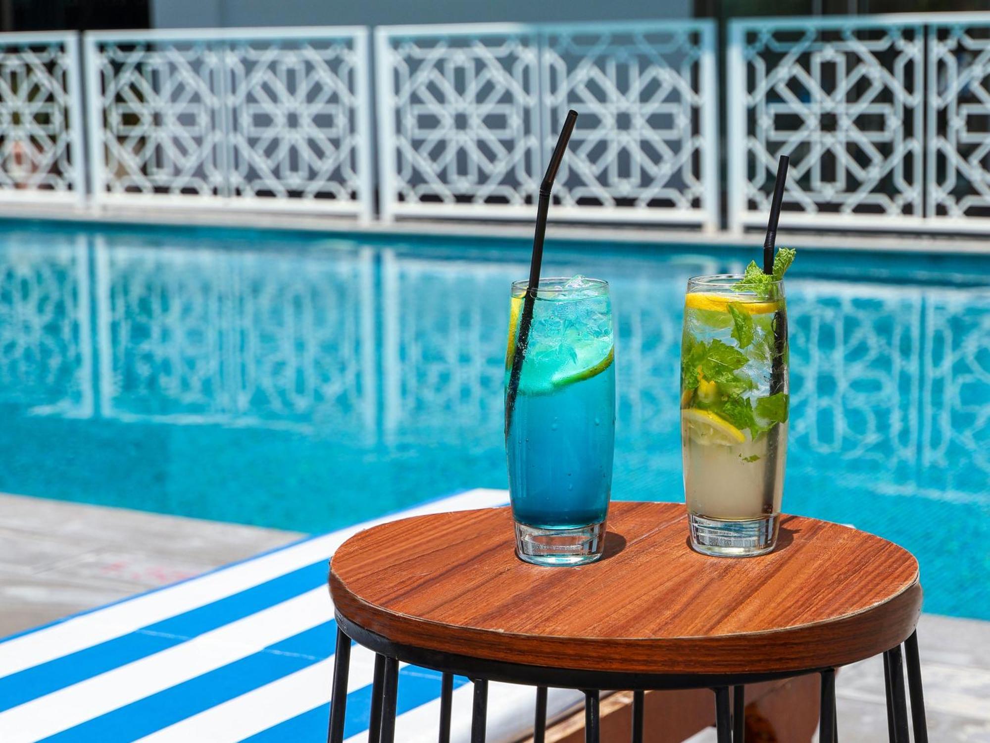 The Seven Hotel Manama Extérieur photo